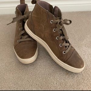 SOLD - Rockport Adiprene leather sneakers